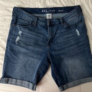 Ava & Viv Bermuda jeans shorts. Size 16.